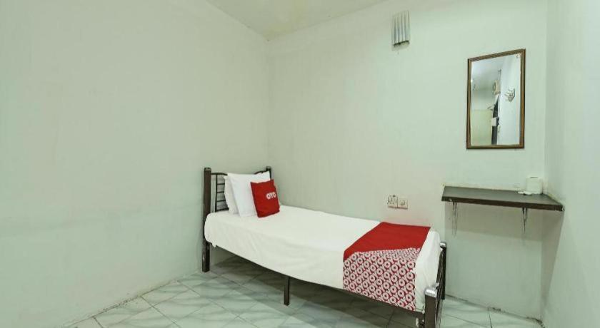 Oyo 90643 Gks Hotel Seremban Zewnętrze zdjęcie